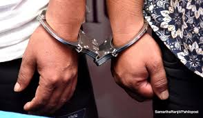 ८० हजार घूस लिँदालिँदै सब इन्जिनियरसहित दुई जना समातिए