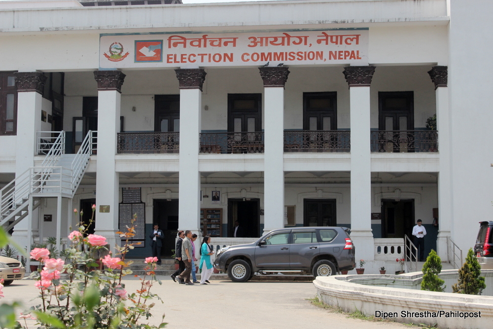 आयोगको निर्वाचन अधिकृतलाई कडा निर्देशन : सबै उम्मेदवारले सहिछाप गरेनन् भनेपनि मतगणना नरोक्नु