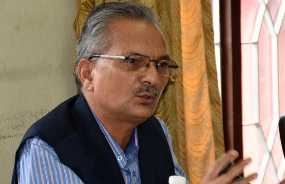 बाबुरामले गरे रामचन्द्र पौडेल पक्राउको विरोध, ‘राजावादीहरूलाई छुट गणतन्त्रवादीलाई निषेधाज्ञा र गिरफ्तारी?’