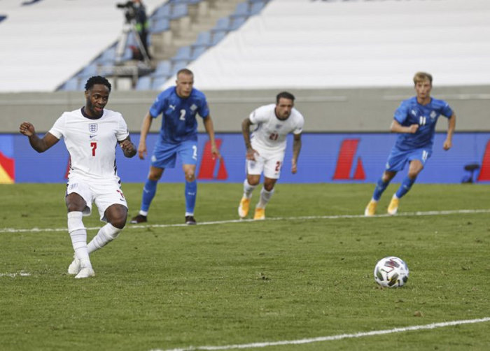 रहिम स्ट्रलिङको गोलमा इङ्ग्ल्याण्डको रोमाञ्चक जित