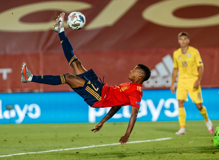 युक्रेनमाथि स्पेनको फराकिलो जित, जर्मनी फेरि बराबरीमै रोकियो