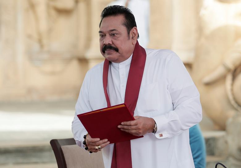 आर्थिक संकट गहिरिँदै जाँदा श्रीलंकाली प्रधानमन्त्री राजापाक्षेले दिए राजीनामा