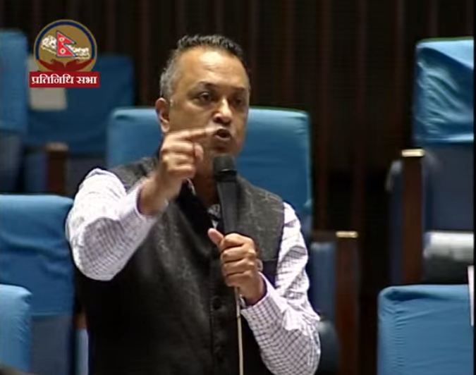 सरकारको यस्तै तयारी हो भने केही दिनपछि कोरोनाबाट मर्ने मानिसको संख्या गन्न भ्याइँदैन : गगन थापा