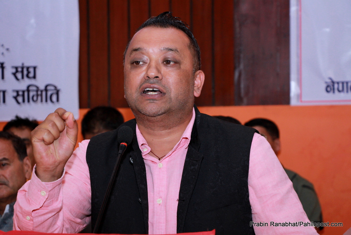 गगन थापा काठमाडौं ४ बाटै निर्वाचन लड्ने