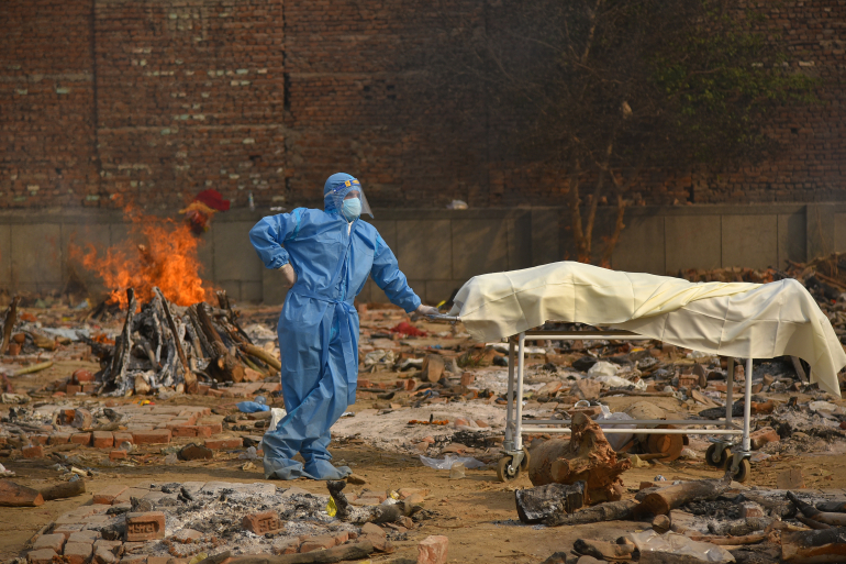 भारतमा २४ घन्टामा ३ सय ८३ जनाको कोभिड १९ संक्रमणकै बिच मृत्यु