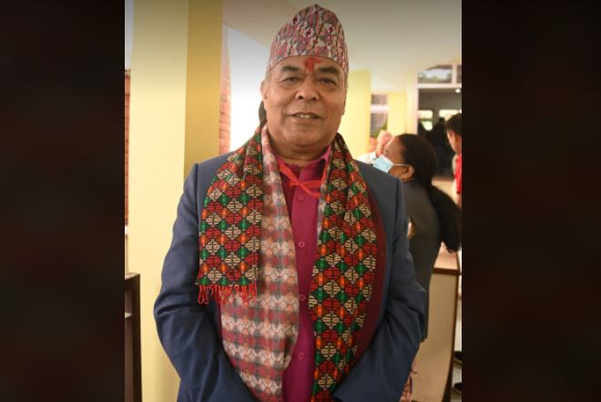 चिरिबाबुले साइकल लेनको नाममा सडक मात्रै पोते : एमाले मेयर उम्मेदवार ब्यञ्जनकार
