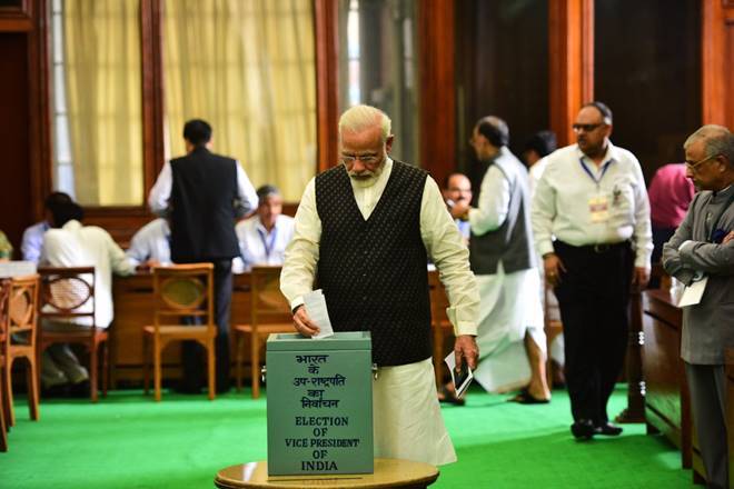 भारतमा उपराष्ट्रपति चयनका लागि मतदान जारी