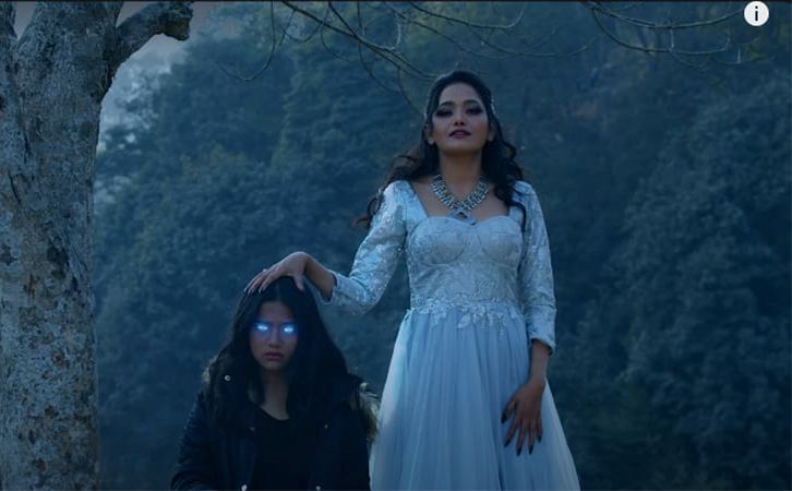 इन्दिरा र अमरको 'आगो'मा एन्जिला