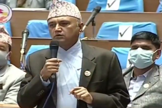 मिनी संसदमा 'ने क पा' हुन बाध्य भएको भन्दै एमाले सांसदको आक्रोश, सभामुखको ध्यानाकर्षण