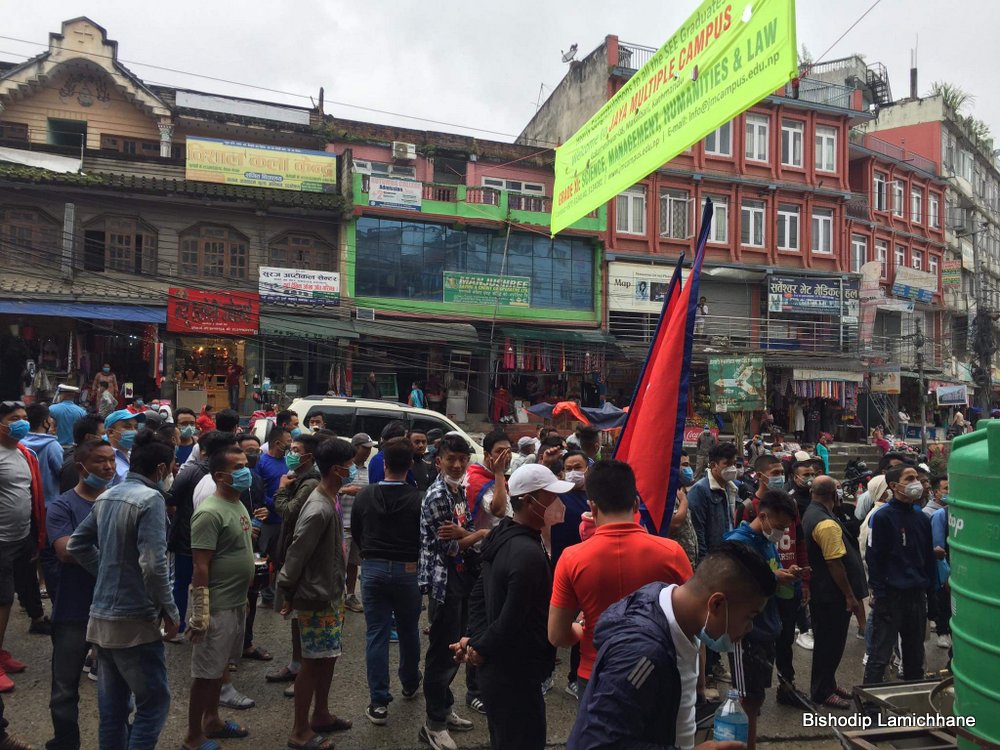 हिजो प्राधिकरणबाट विदाई, आज कुलमानका पक्षमा बिहानैदेखि जुलुस!