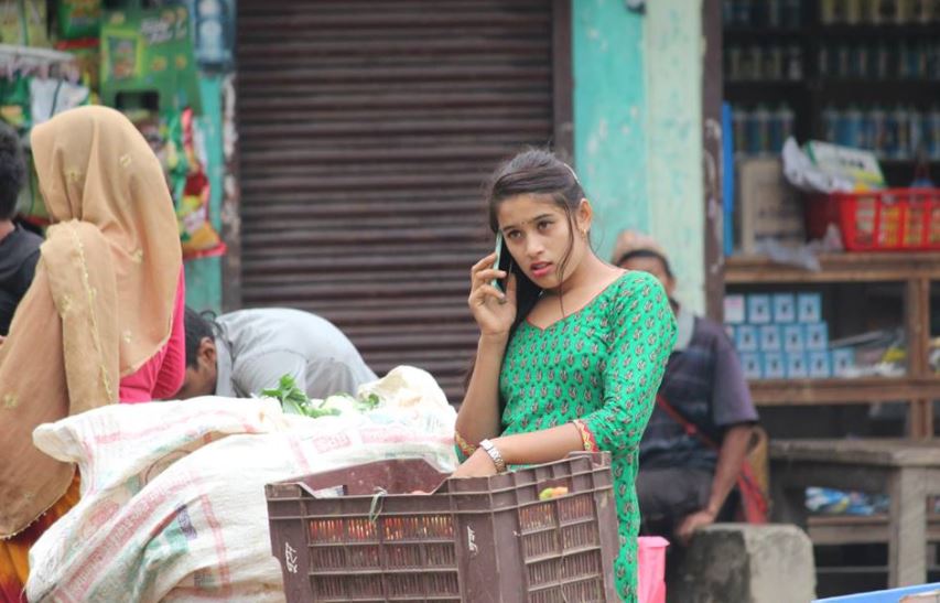 'लम्फू' फिल्म प्रचारमा तरकारीवाली, अन्ततः कुसुम श्रेष्ठ फिल्ममा भएको खुलासा