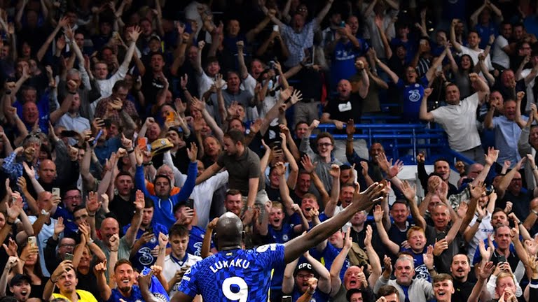 चेल्सीको जितमा लुकाकुको दोहोरो गोल, म्यानचेस्टर सिटीले लेस्टरलाई हरायो