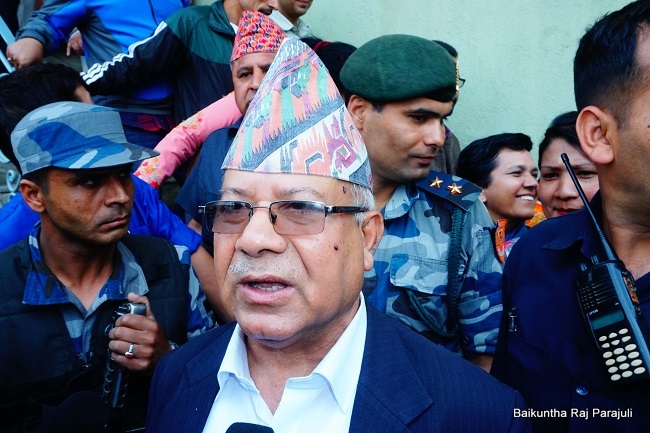 सधैभरी विवाद गर्नुभन्दा भारतसँगको सिमानामा काँडेतार लगाऔं : नेता नेपाल