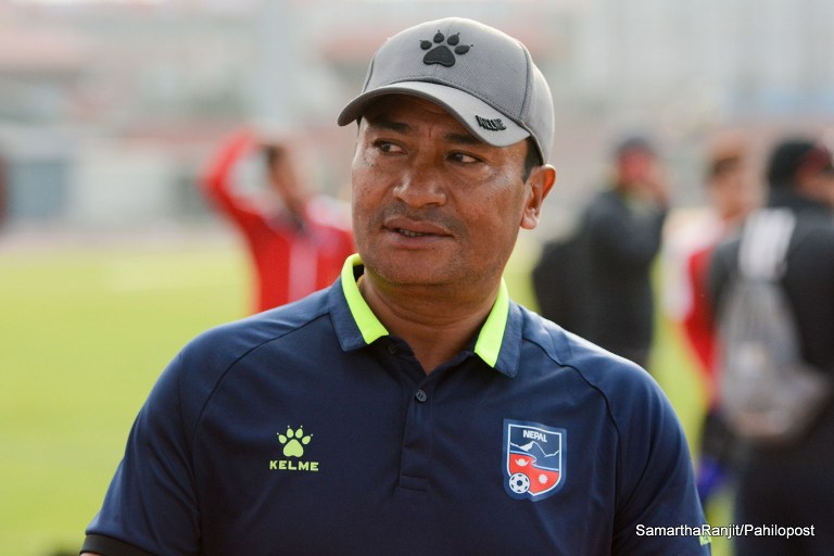बंगलादेशसँगको मैत्रीपूर्ण फुटबलका लागि मुख्य प्रशिक्षकमा बालगोपाल महर्जन, बिहीवारबाट प्रशिक्षण