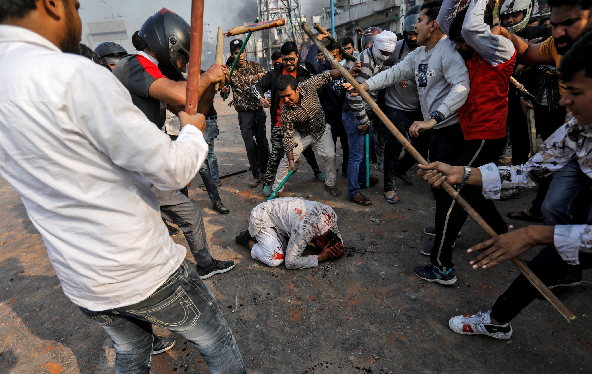 हिंसाको आगोमा दन्दनी दिल्ली : के धर्मकै विषयले निम्त्याएको हो संकट? 