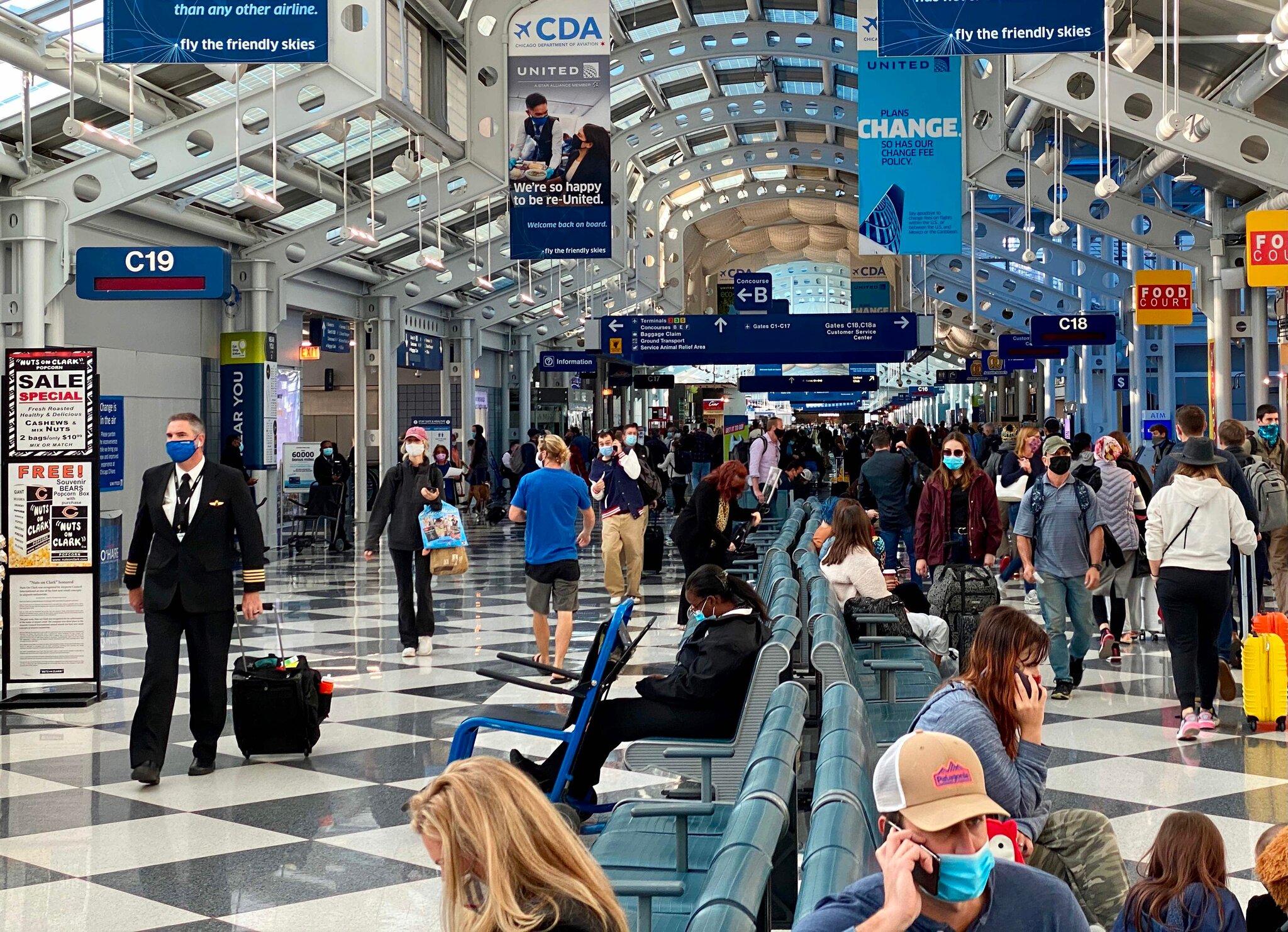 अमेरिकामा विहीवार एक सेकेन्डमा एकजनाभन्दा बढीलाई कोभिड-१९ संक्रमण