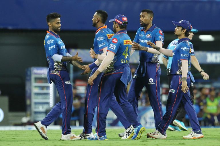 कोलकतामाथि मुम्बईको रोमाञ्चक जित