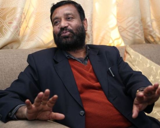 महाअभियोगमा असन्तुष्टी जनाउँदै गृहमन्त्री निधिले दिए राजीनामा