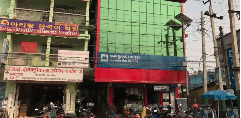 बिर्तामोडको एनएमबी बैंकभित्रैबाट कसरी चोरियो १७ लाख रुपैयाँ?