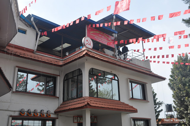 माओवादीका ३४ विभाग : प्रचण्ड स्कुल विभागको इञ्चार्ज र संसदीय विभागको प्रमुख, पूर्व न्यायाधीशदेखि प्रशासकसम्मको ‘कम्बिनेसन’
