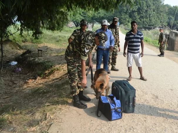 भारतीय प्रहरी भन्छ – नेपालको सीमानाबाट लश्कर–ए–तैयबाका अपराधी समात्यौँ