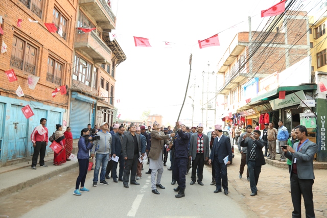 भक्तपुरमा निर्वाचन आयुक्तले गरे चुनाव प्रचारप्रसारको अनुगमन