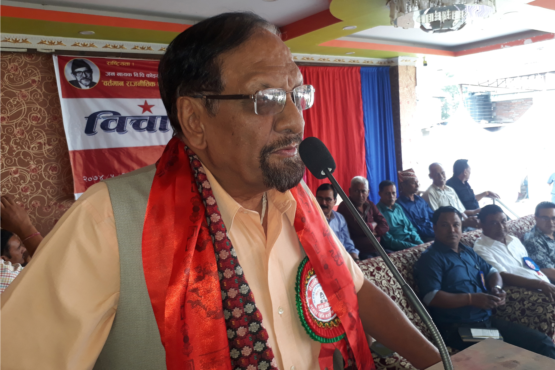 महतले भने–लाेभ लालचमा ध्यान दिँदा कांग्रेस पछि पर्‍यो