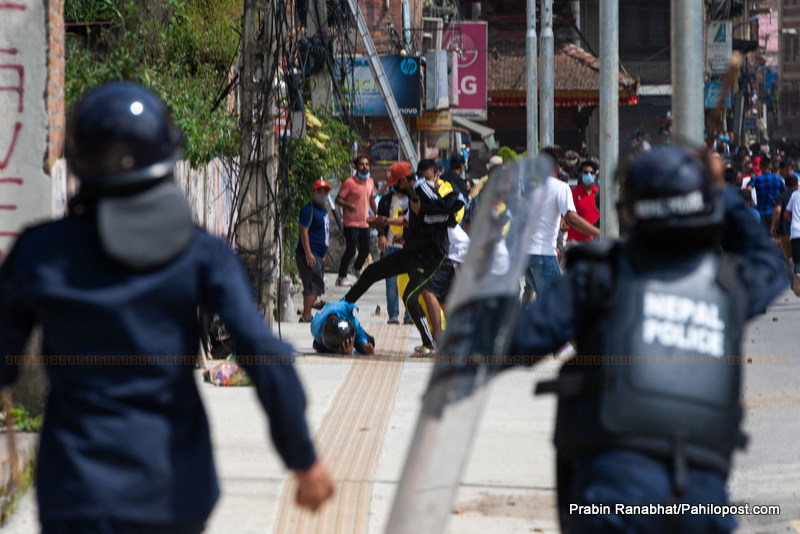 पुल्चोकमा ट्राफिक प्रहरीलाई कुट्नेमा कोभिड-१९ संक्रमण!