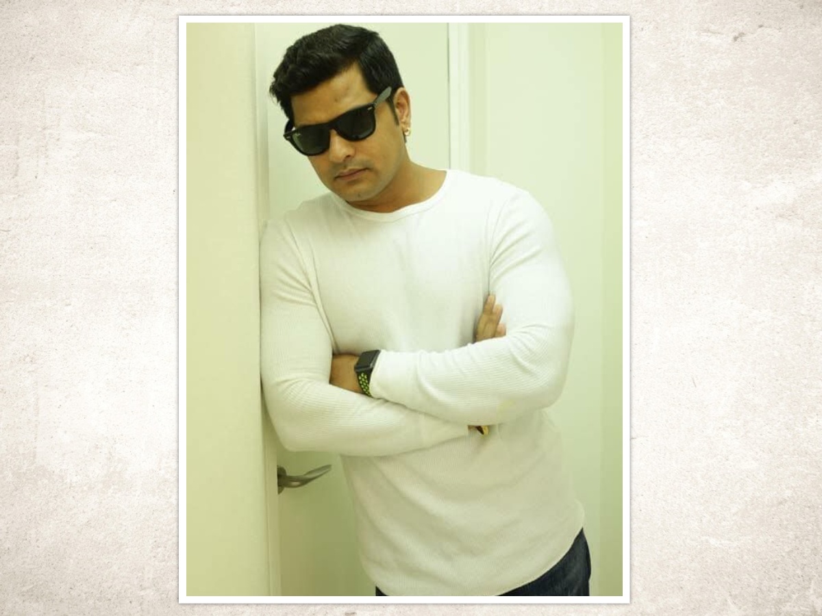 अभिनेता सबिन श्रेष्ठले काठमाडौंका सार्वजनिक शौलाचयमा नि:शुल्क स्यानिटरी प्याड उपलब्ध गराउने