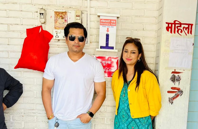 काठमाडौंका विभिन्न शौचालयमा नायक सबिनले राखे सेनेटरी प्याड