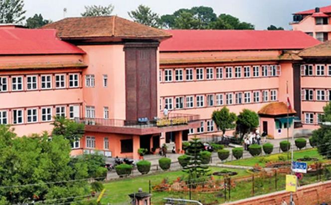 संसद्को प्रक्रियामा सर्वोच्चको ब्रेक : सुशीलामाथिको महाभियोगको प्रक्रिया अघि नबढाउन अन्तरिम आदेश