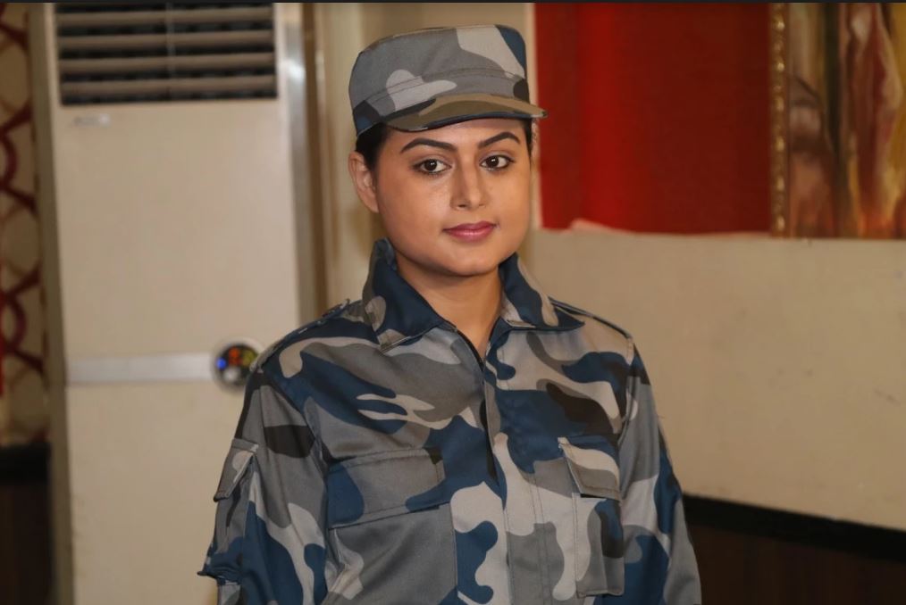 अभिनेत्री शिल्पा पोखरेल बनिन् सशस्त्र प्रहरी