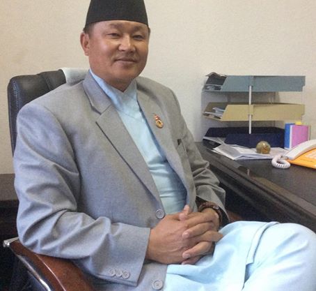 केपी ओली प्रधानमन्त्री, म मुख्यमन्त्रीः शेरधन राई