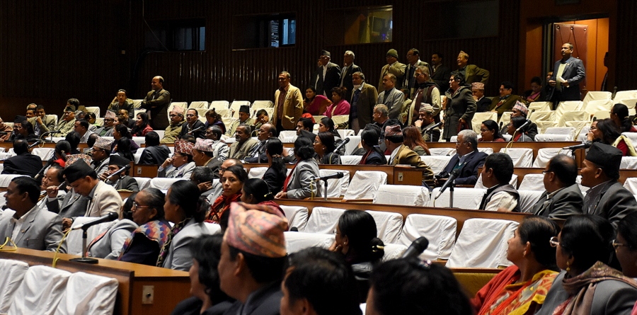 संसद बहिस्कारबाट आजित मधेस केन्द्रित सांसदको प्रश्न- 'मधेसी यो देशका जनता हुन् कि होइनन्?'