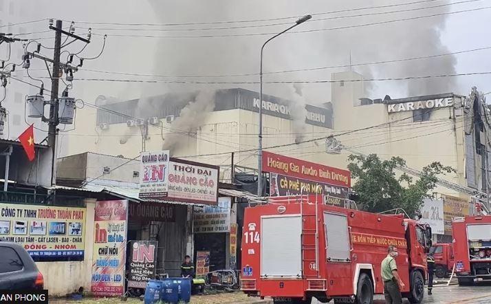 भियतनामको कराओके बारमा आगलागी, ३२ जनाको मृत्यु