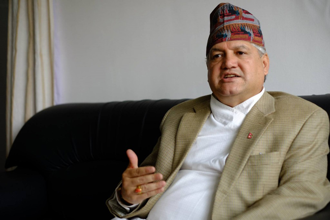 उद्योगमन्त्री थापालाई लक्षित गरी धनकुटामा बम प्रहार