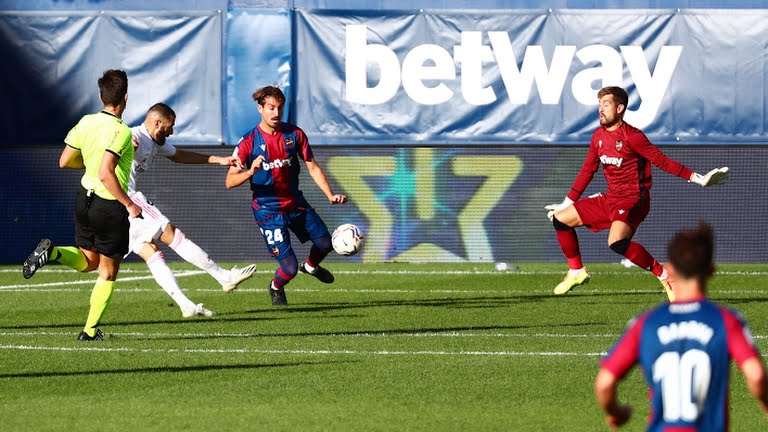 ला लिगा: रियल मड्रिडको जित, बार्सिलोना बराबरीमा रोकियो