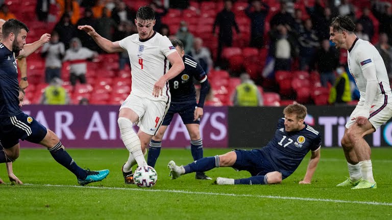 इङ्ग्ल्याण्ड र स्कटल्याण्ड बराबरीमा रोकिए