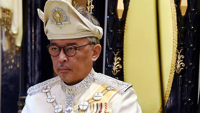  तेङकु अब्दुल्लाहलाई मलेसियाको नयाँ राजा बन्ने बाटो खुला, मंगलवार शपथ लिँदै