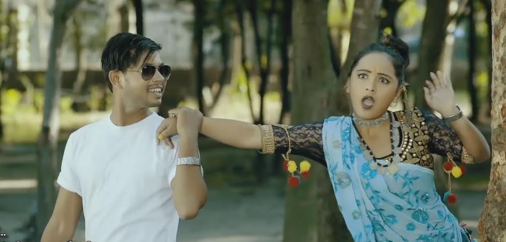 नरेश जोगीको थारु गीत ‘प्यार के इन्ट्री’ 