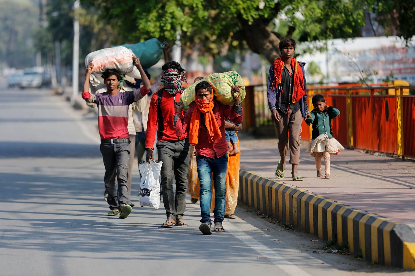 मुम्बईबाट सम्मरीमाईसम्मको यात्रा, नाकाबाट नपाएपछि चोर बाटो हुँदै भित्रिएका थिए पछिल्ला संक्रमित