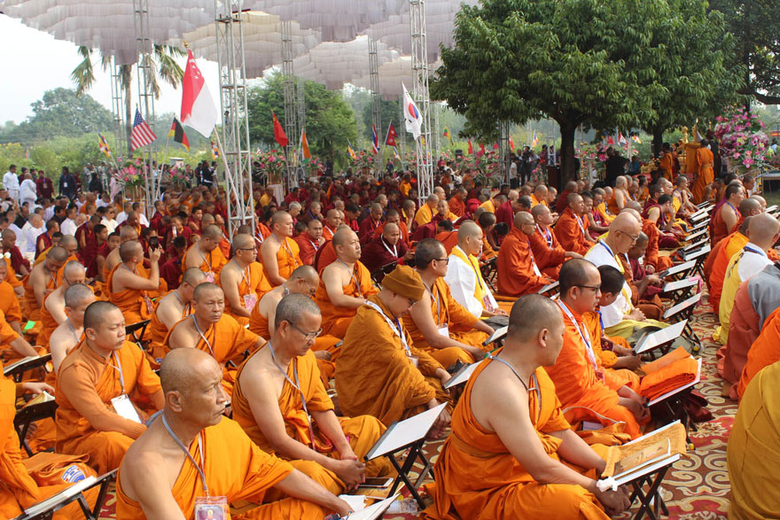 बुद्धको जन्मस्थल लुम्बिनीमा १८ देशका एक हजार बौद्ध भिक्षु, तीन दिनसम्म त्रिपिटक वाचन हुने