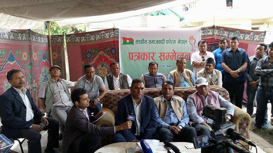 दोस्रो चरणको निर्वाचनअघि संविधान संशोधन गर्न यादवको माग