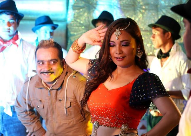 यस्तो बनेर आयो 'मिस्टर भर्जिन'को गीत