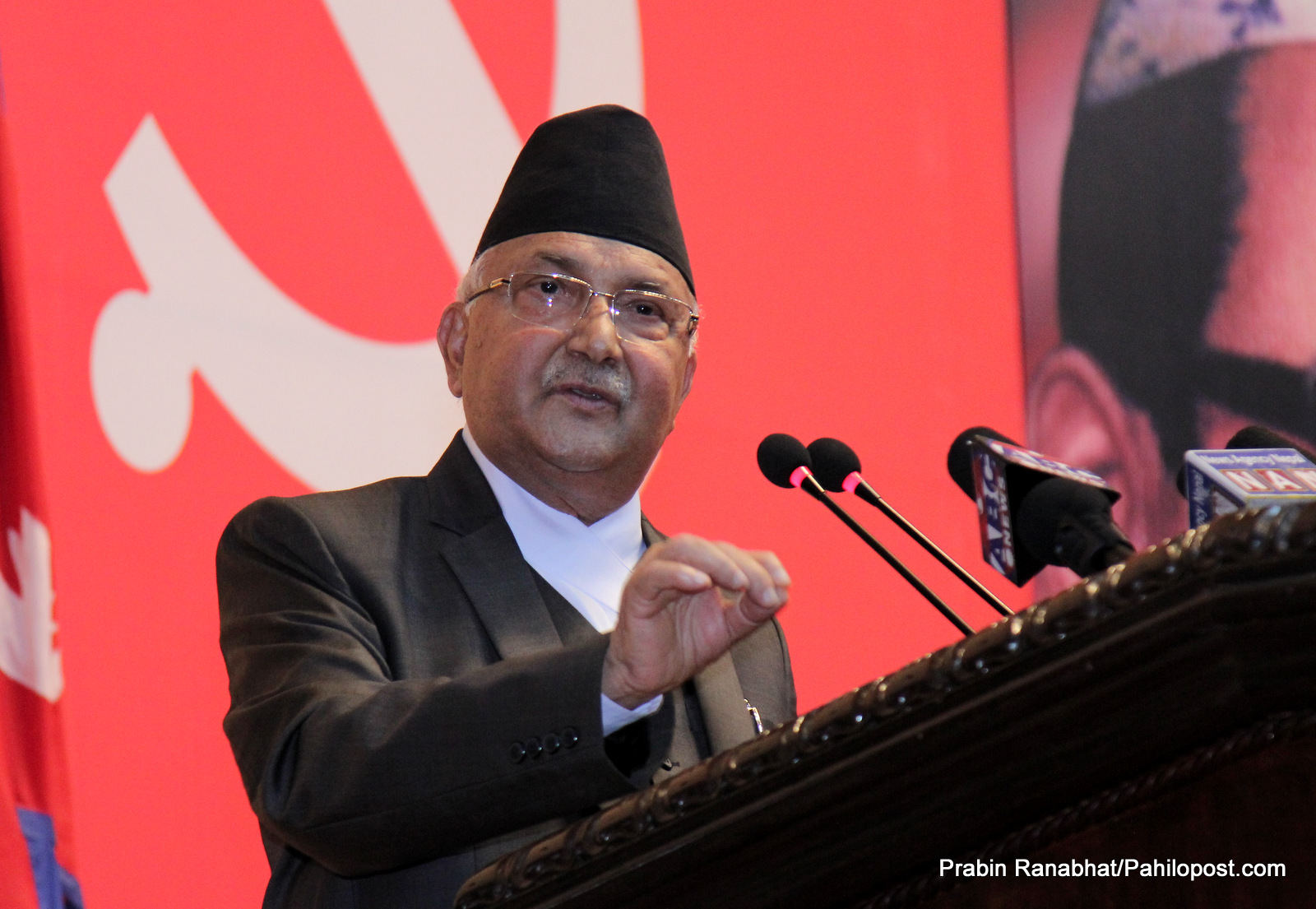 ओलीले बनाएका नेकपाका ११ सय बढी केन्द्रीय सदस्य नै एमालेको राष्ट्रिय प्रतिनिधि परिषद् सदस्य