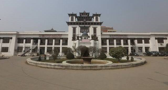 निर्वाचन आचारसंहिता उल्लंघनः 'स्पष्टीकरणमै चित्त बुझाउँछ आयोग'