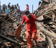 ​शत प्रतिशत भत्ता माग्दै गाविस सचिवले पुनर्निर्माणमा सहयोग गर्न मानेनन्