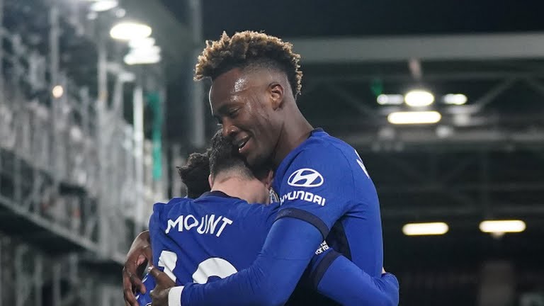 दश खेलाडीमा सीमित फुलहममाथि चेल्सीको संघर्षपूर्ण जित, लेस्टर सिटी दोस्रो स्थानमा