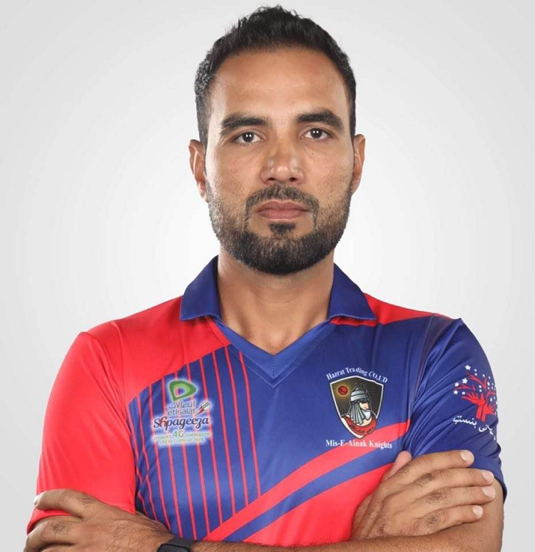 शनिवार दुर्घटनामा परेका अफगानी क्रिकेटर नजीब ताराकाइको निधन