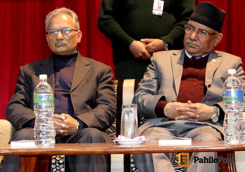 प्रचण्ड र बाबुरामबिच के के विषयमा भयो कुराकानी ?